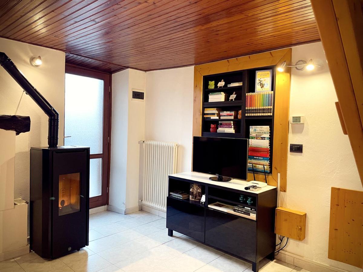 Ca Al Borgo Apartamento Faggeto Lario Exterior foto