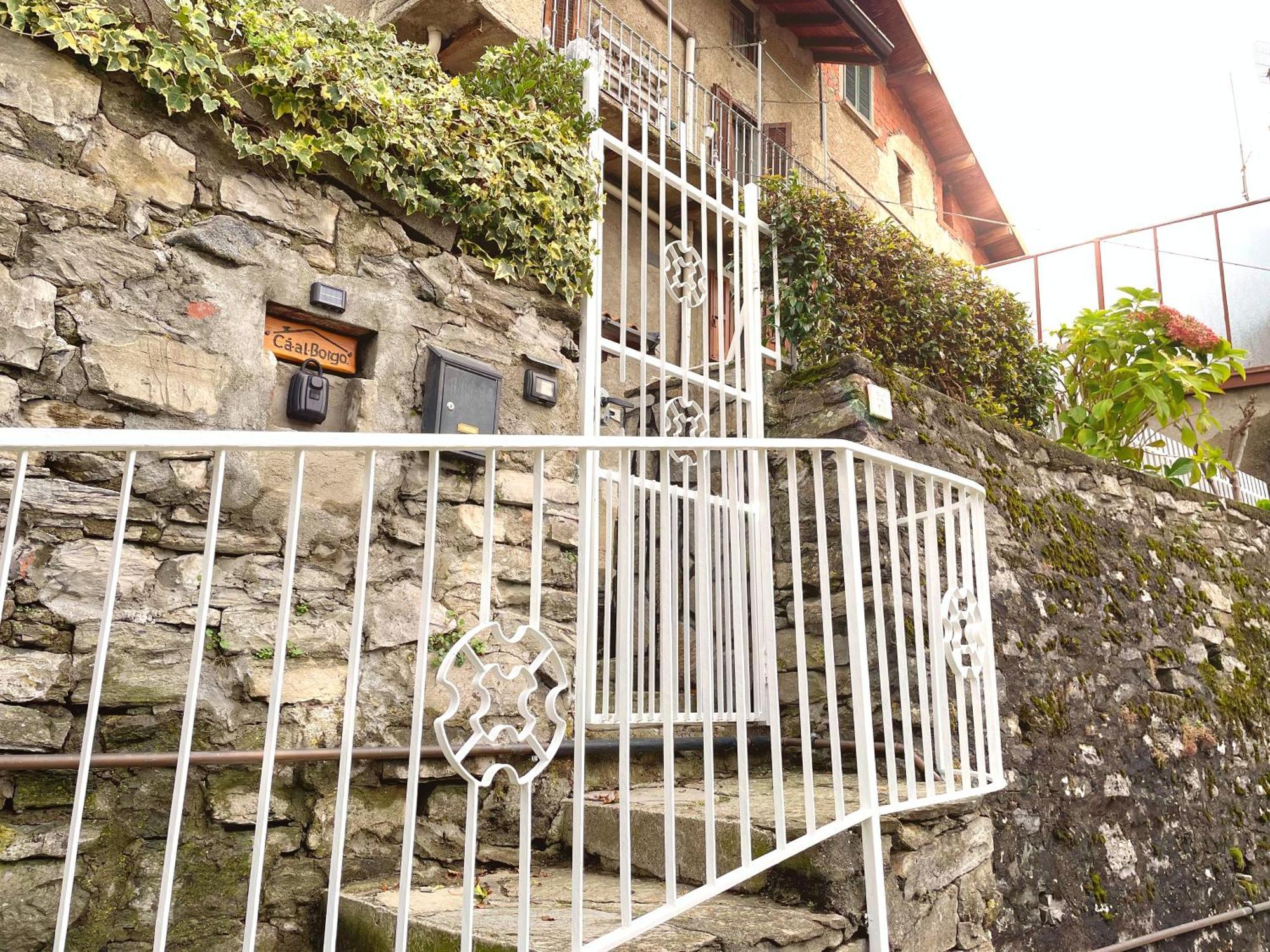 Ca Al Borgo Apartamento Faggeto Lario Exterior foto