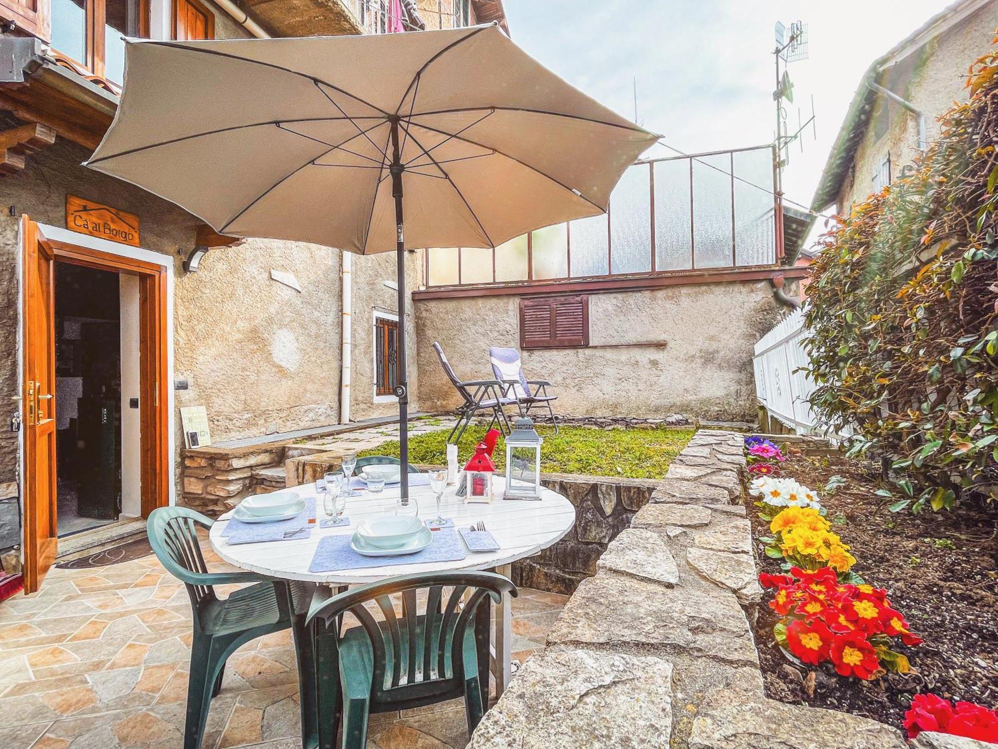 Ca Al Borgo Apartamento Faggeto Lario Exterior foto