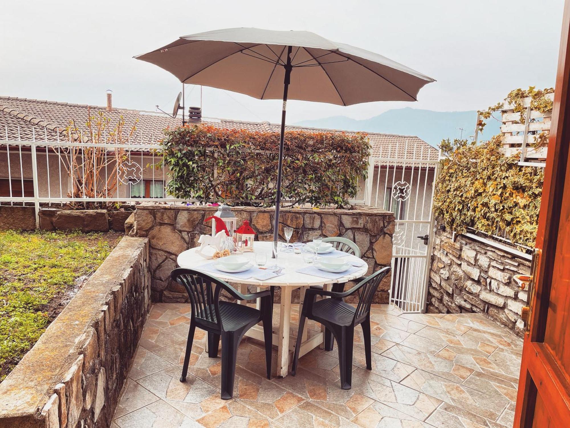 Ca Al Borgo Apartamento Faggeto Lario Exterior foto