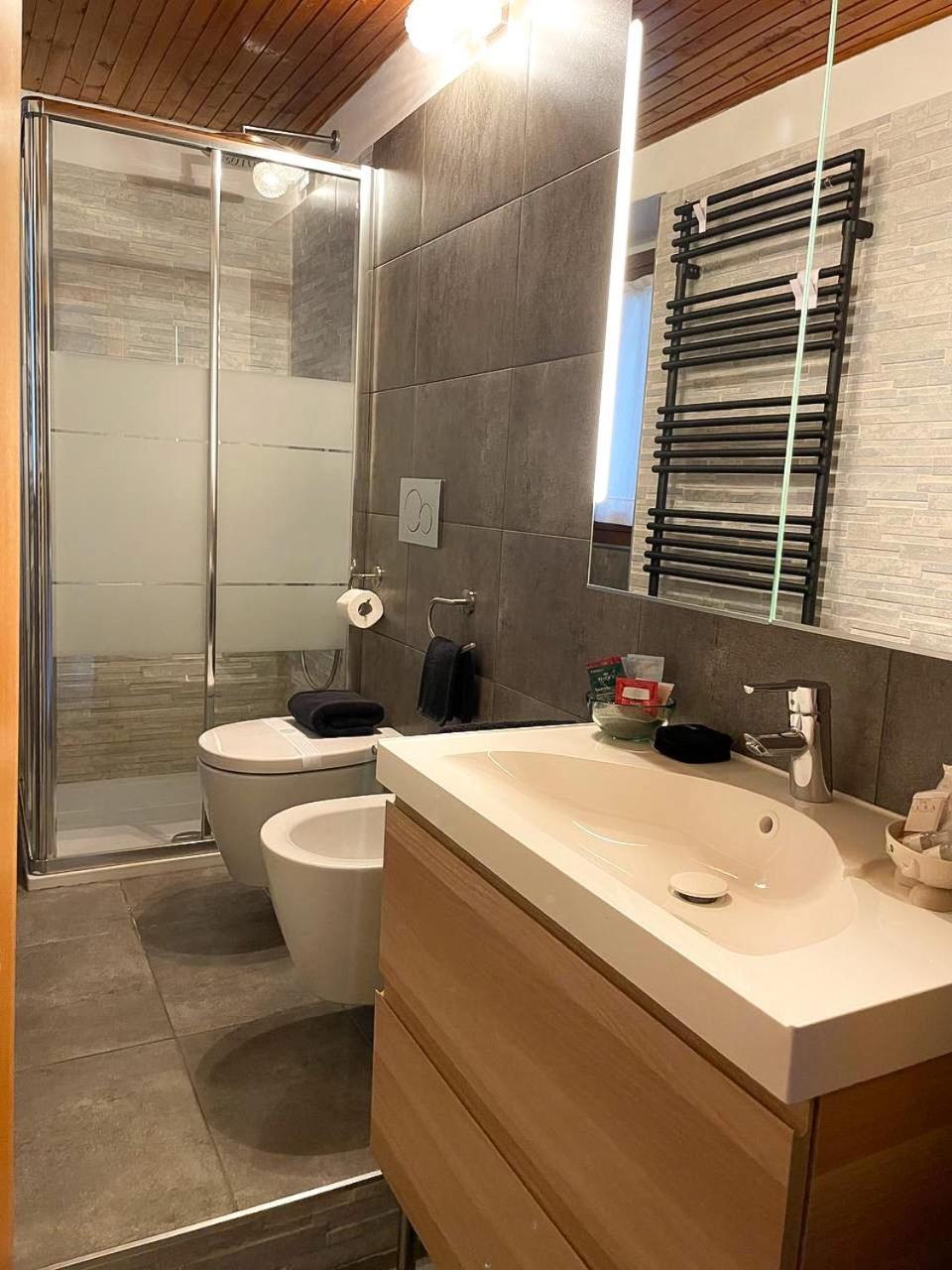 Ca Al Borgo Apartamento Faggeto Lario Exterior foto